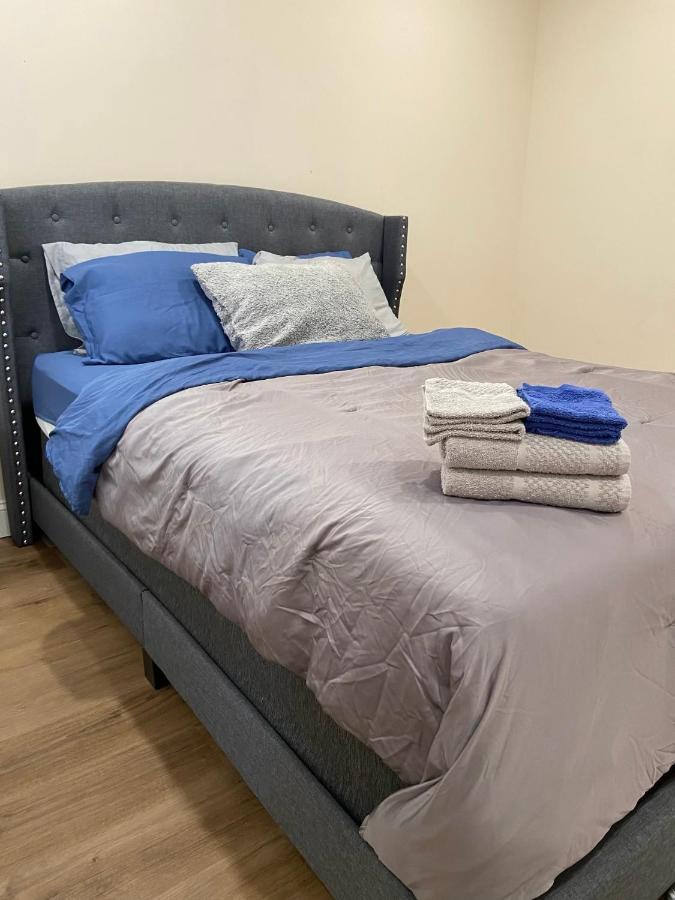Private Room In South Philly Near Arenas! Филаделфия Екстериор снимка