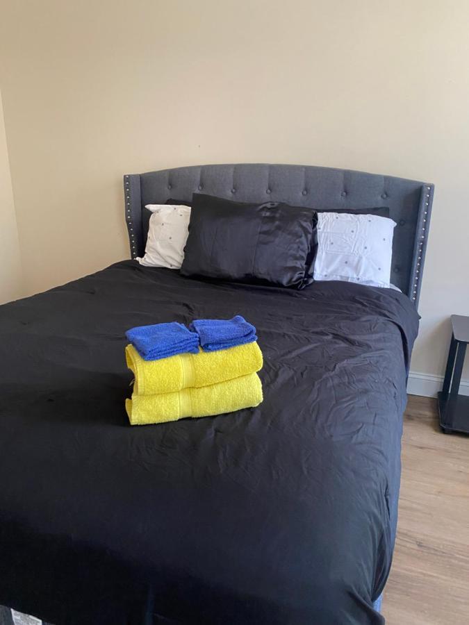 Private Room In South Philly Near Arenas! Филаделфия Екстериор снимка
