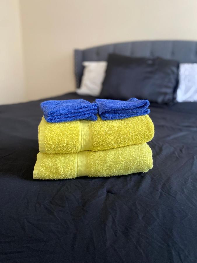 Private Room In South Philly Near Arenas! Филаделфия Екстериор снимка