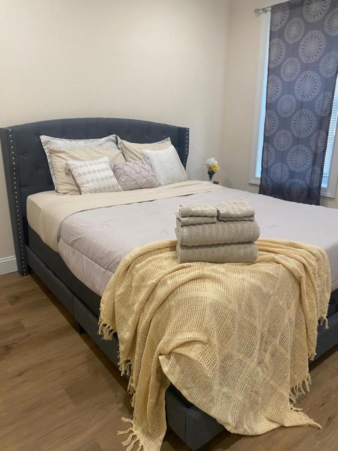 Private Room In South Philly Near Arenas! Филаделфия Екстериор снимка